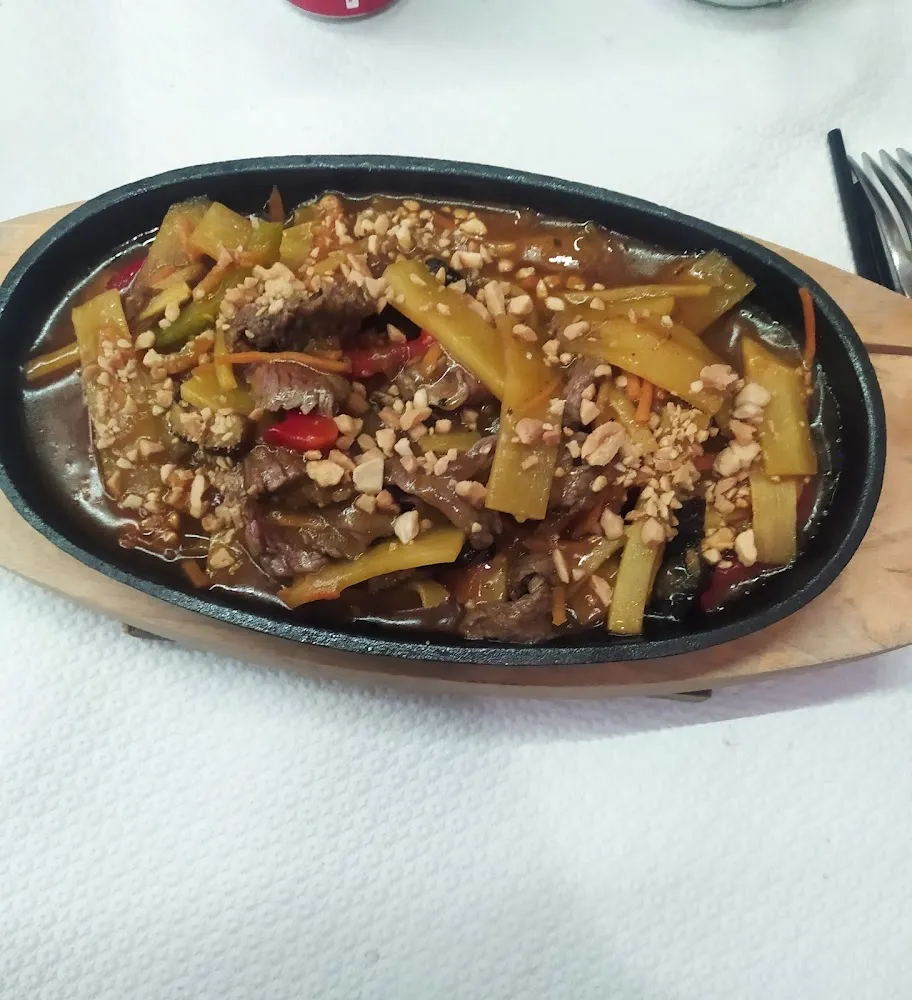 Boeuf À la Sauce Hongkong